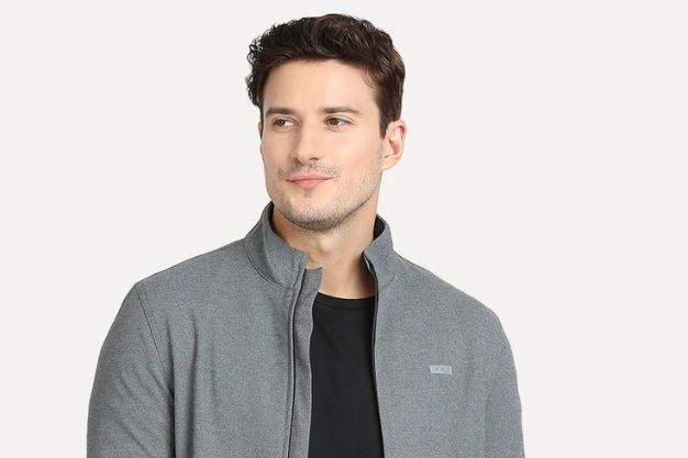 The All-Season Essential: Lightweight Men's Shackets You Can Buy Online