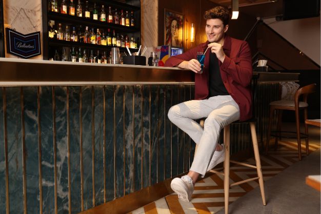 The Ultimate Guide to Buying Trouser Pants Online: Tips and Tricks for a Perfect Fit