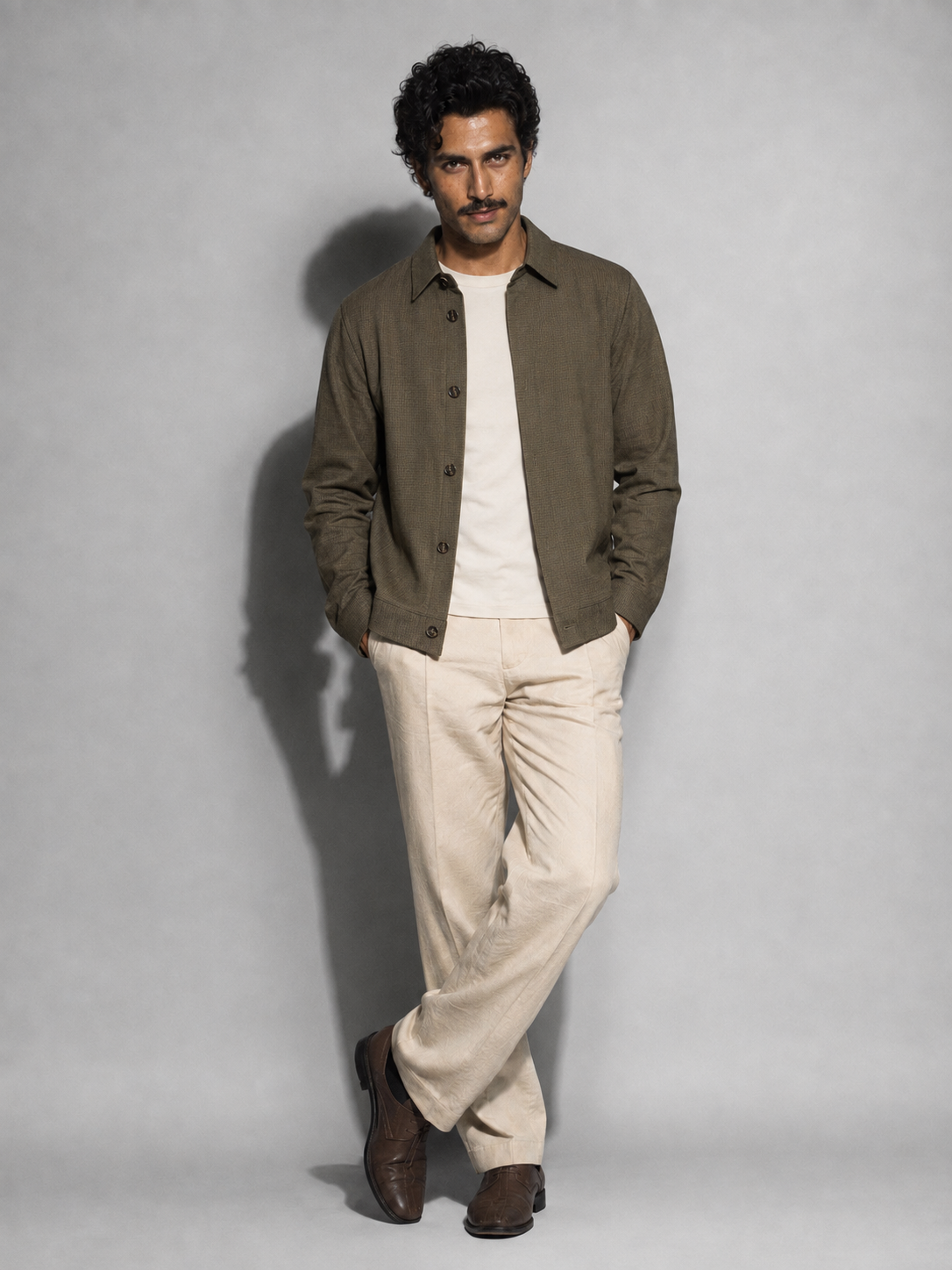 Khaki 